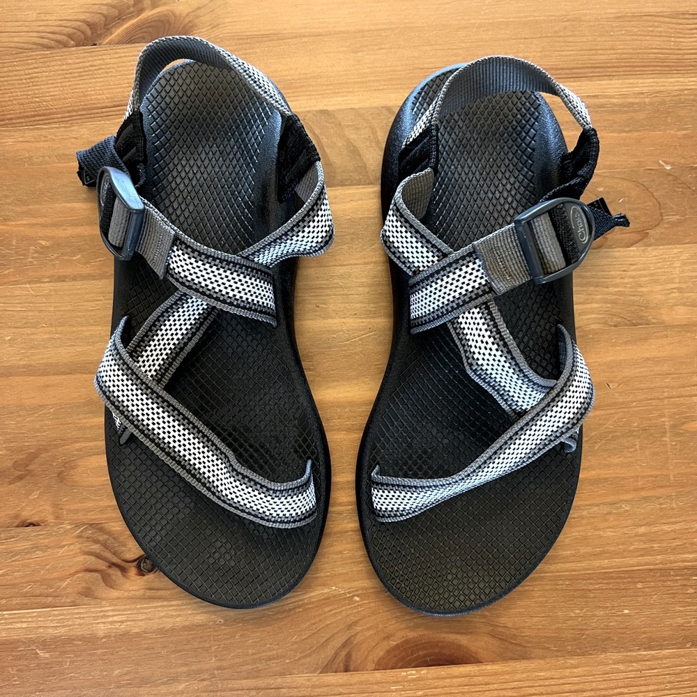 NWOT Men’s Chaco Adjustable Strap Sandals Z/1 Gray Black Size 10